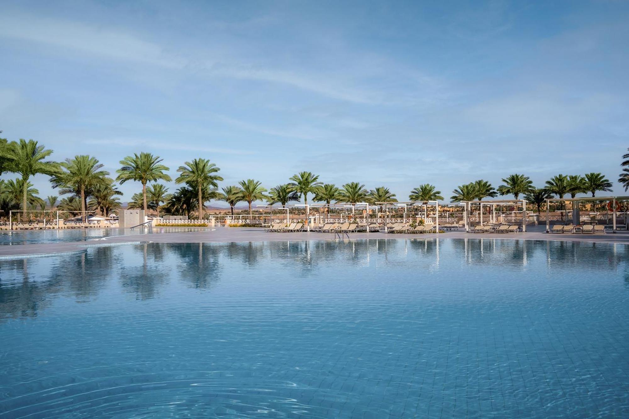 Jaz Lamaya Resort Coraya Bay Exterior foto